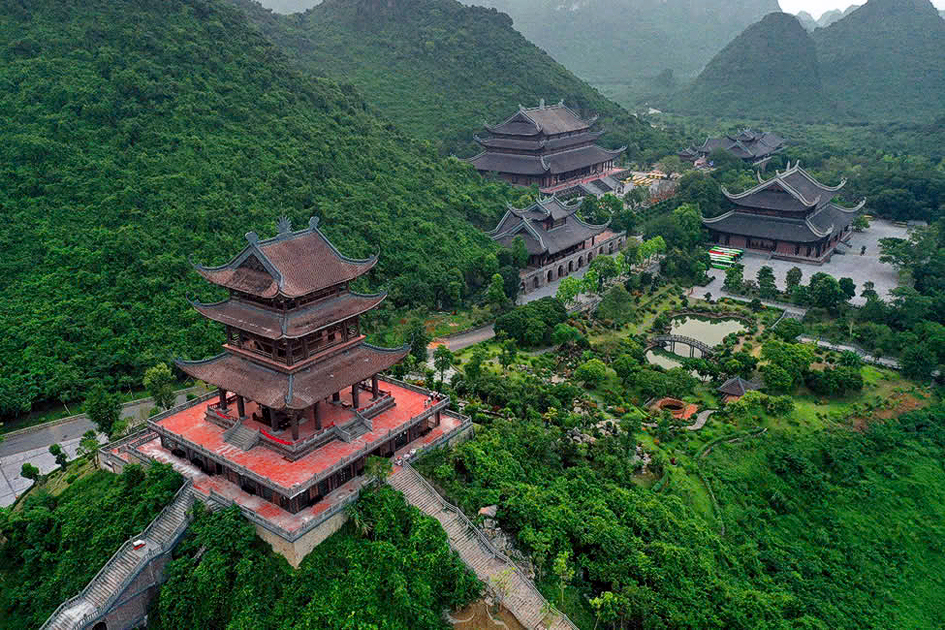 Chùa Tam Chúc Hà Nam: địa chỉ, cảnh quan hồ núi và kinh nghiệm đi lễ